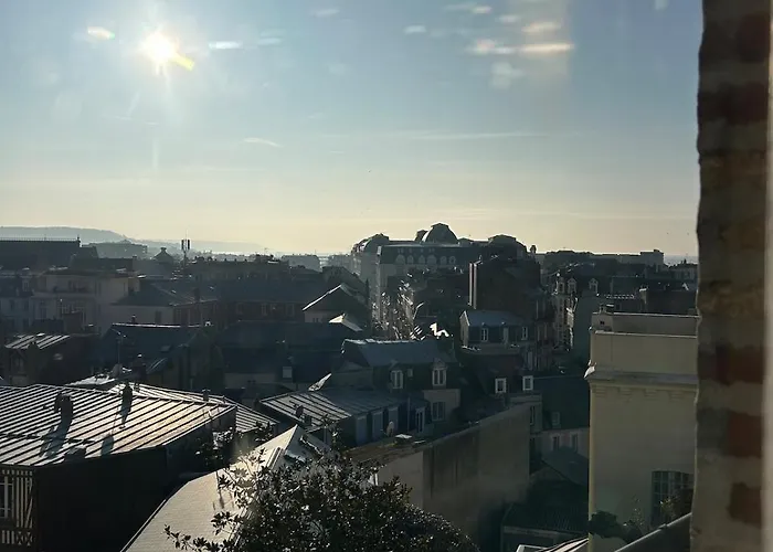 L'escapade تروفيي سور مير